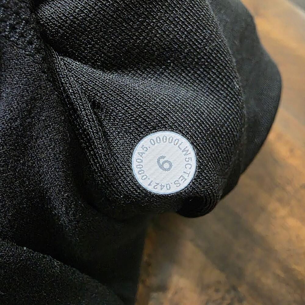 Lululemon Align High-Rise Black Leggings 6
- Picture 8 of 8